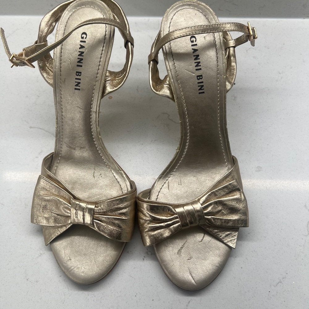 Gianni Bini Metallic Gold Heels